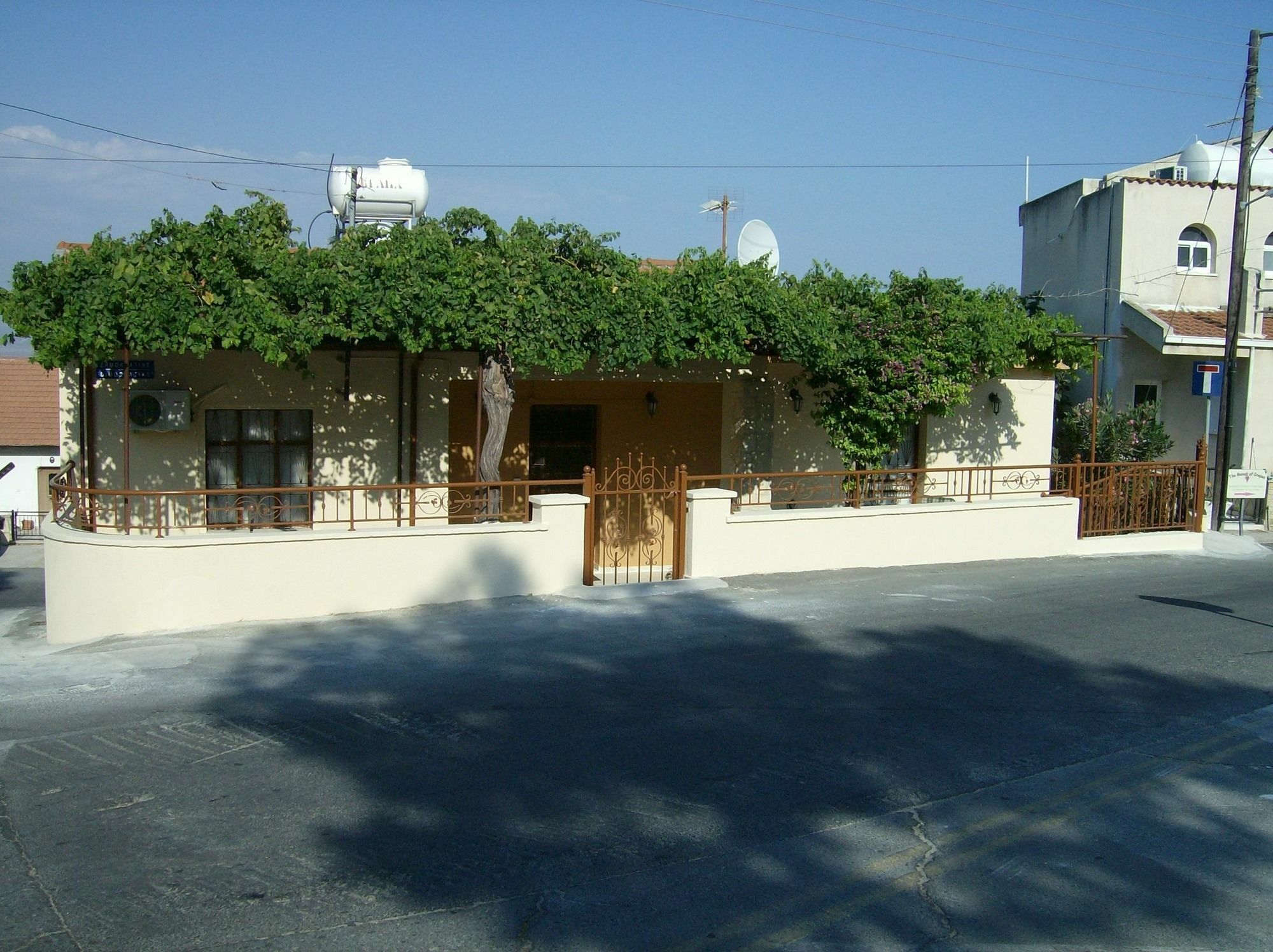 Patriko Village Home Писсури Экстерьер фото
